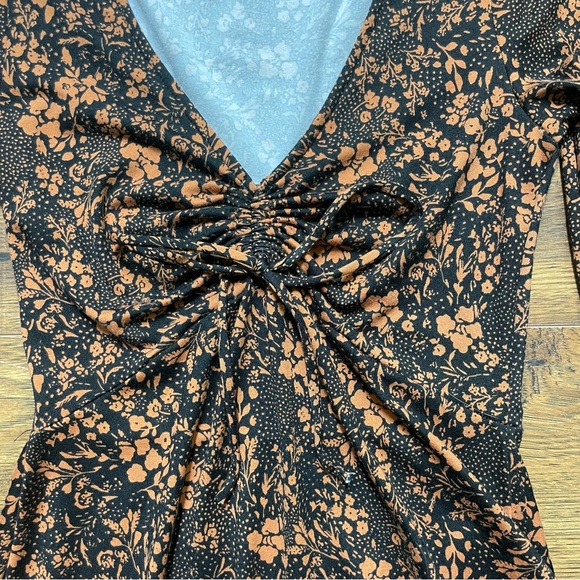 Altar’d State XS Extra Small Floral Black & Orange Dress Going Out Party - Picture 2 of 11